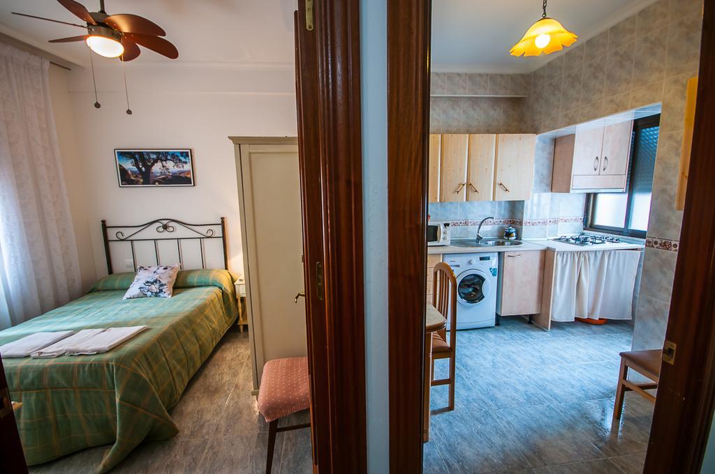 Apartamento Rincon Del Salvador 2 Plasencia Ngoại thất bức ảnh